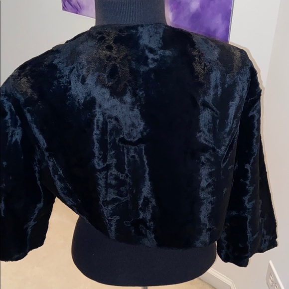 BAAR & BEARDS INC VINTAGE BOLERO  FAUX FUR JACKET - Picture 4 of 8